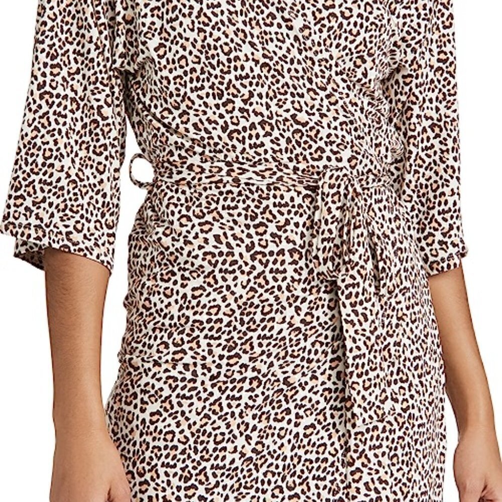 Flora Nikrooz Cora Leopard Print Robe - Picture 12 of 12